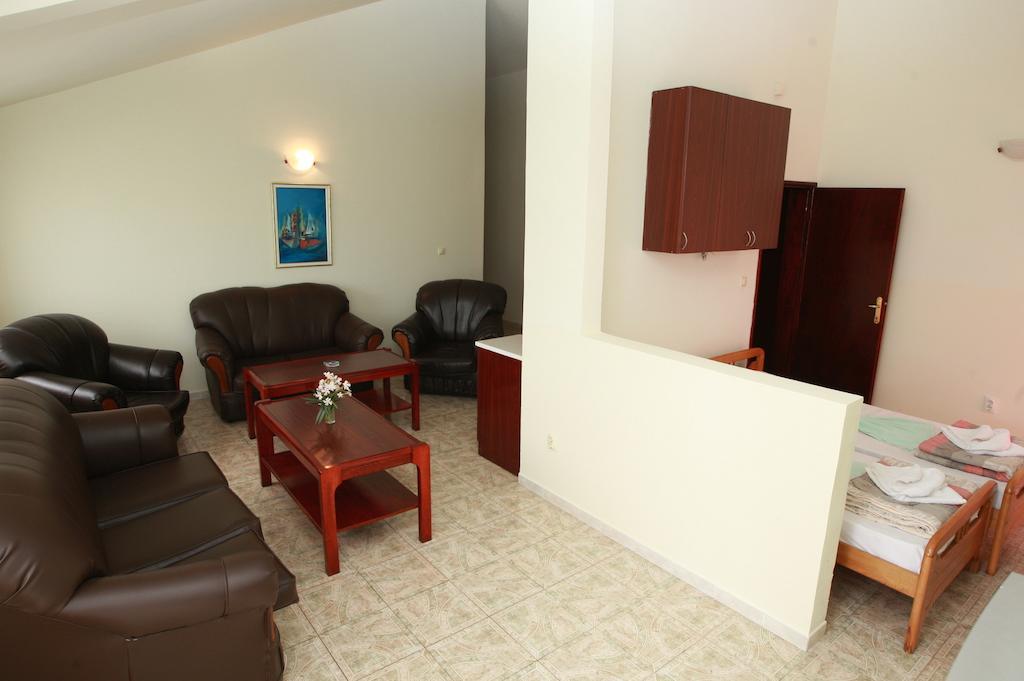 Hotel Vila Prestige Budva Phòng bức ảnh