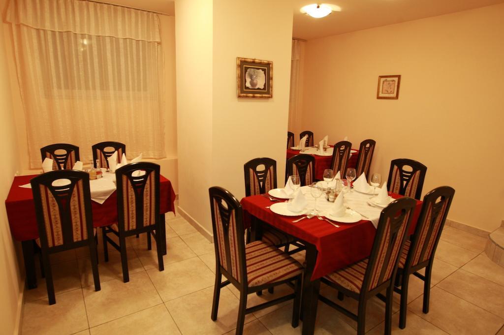 Hotel Vila Prestige Budva Ngoại thất bức ảnh