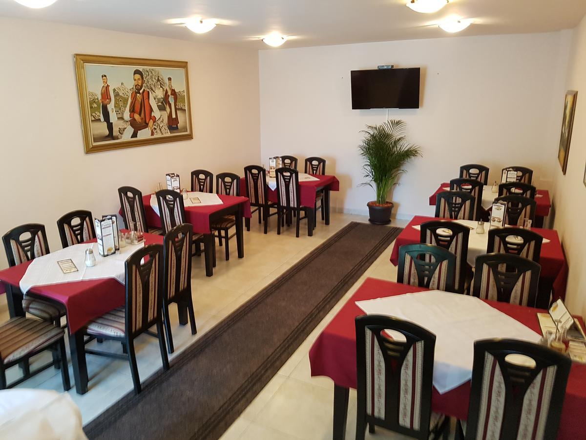 Hotel Vila Prestige Budva Ngoại thất bức ảnh